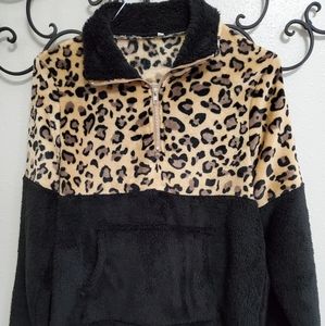 Leopard zip neck pullover